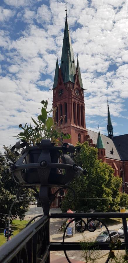 Astronomiczny apartament , mieszkanie 2 pokojowe. Parking. Stary Toruń Zewnętrze zdjęcie