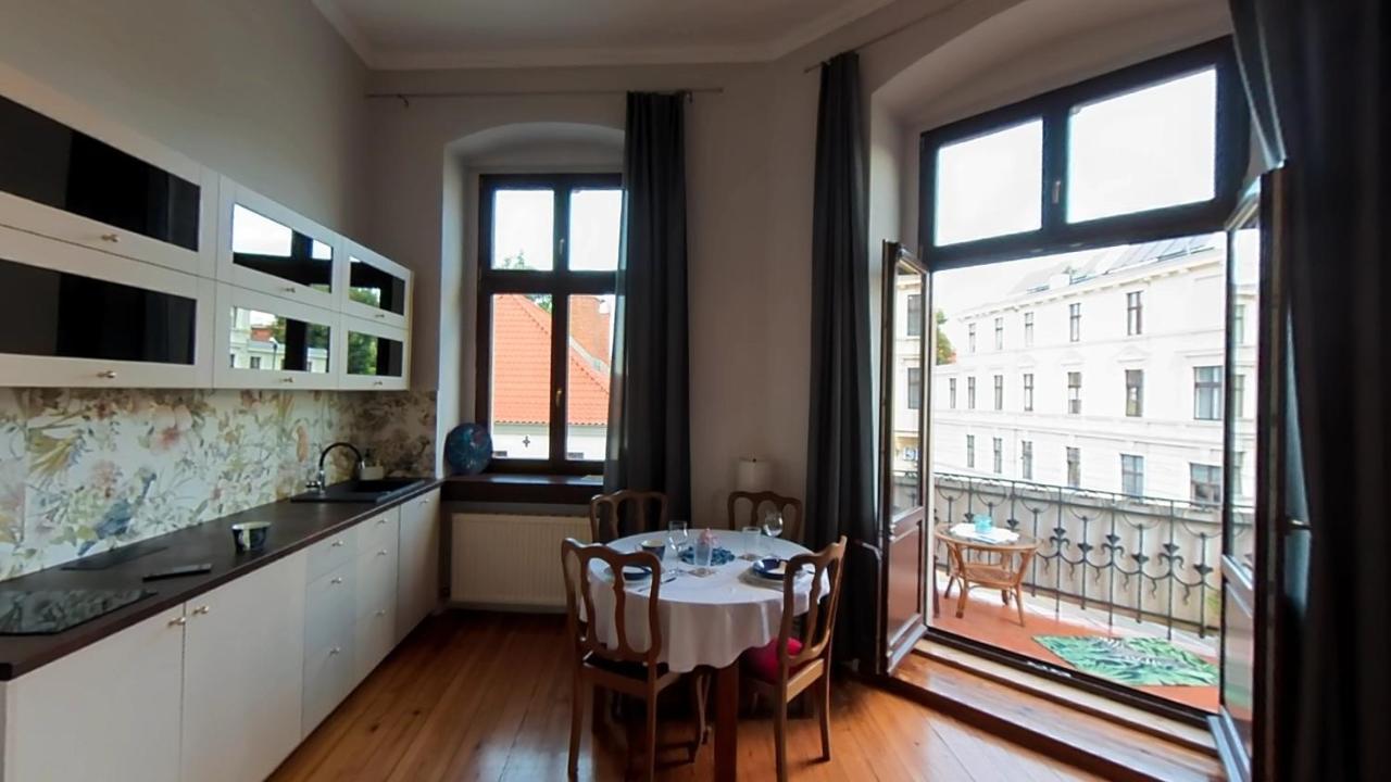 Astronomiczny apartament , mieszkanie 2 pokojowe. Parking. Stary Toruń Zewnętrze zdjęcie